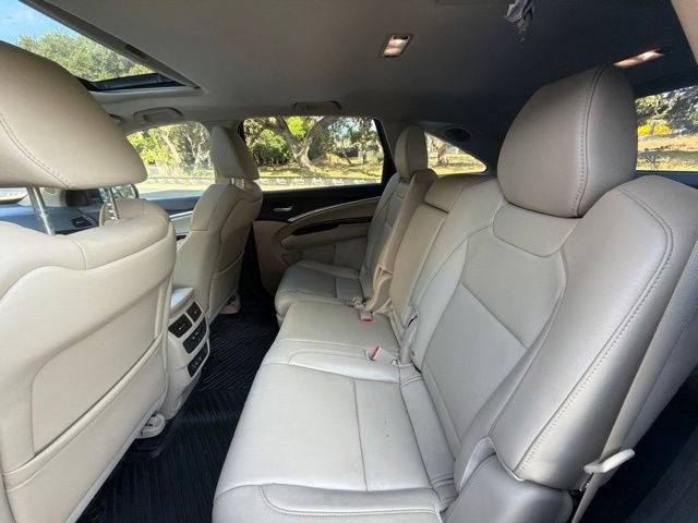 Used 2017 Acura MDX w/ Technology Package FWD image 13