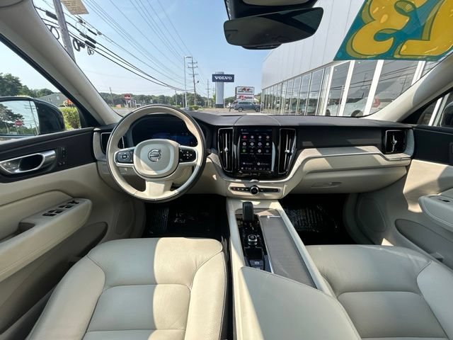 Certified 2023 Volvo XC60 B5 Plus w/ Climate Package AWD/4WD image 17