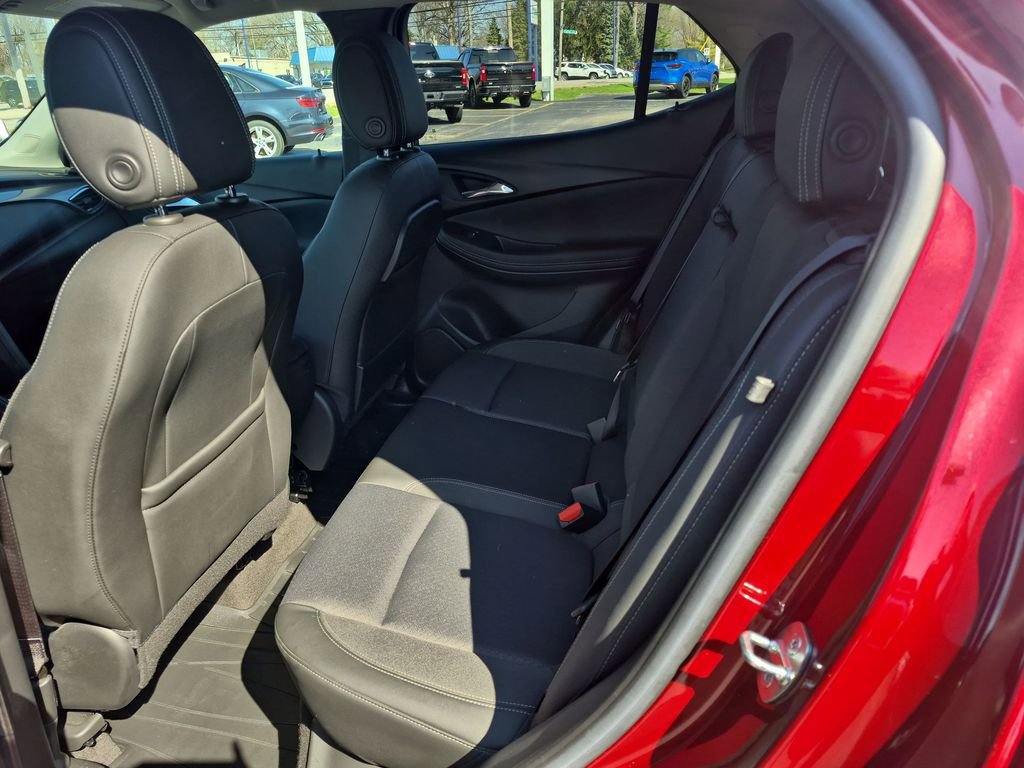 Certified 2022 Buick Encore GX Select w/ Sport Touring Package image 26