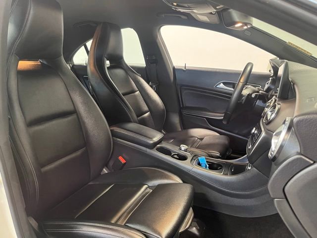 Used 2018 Mercedes-Benz CLA 250 image 10