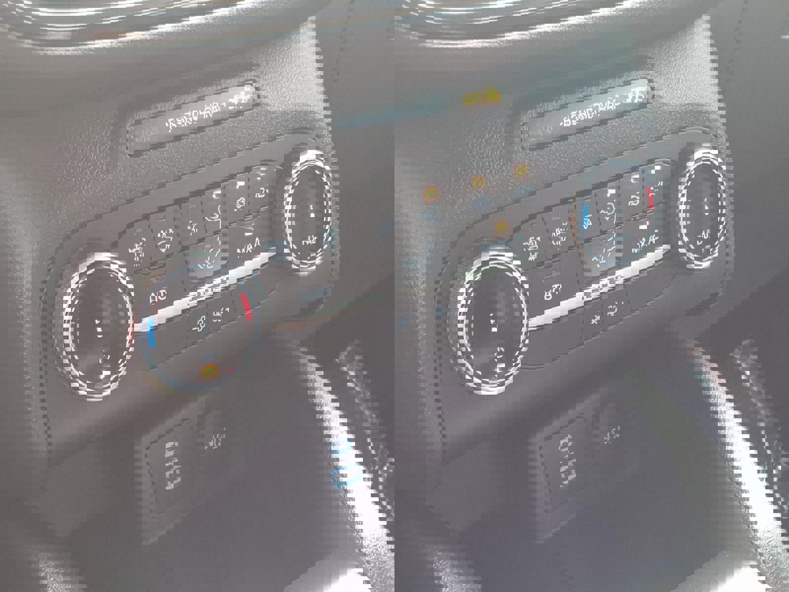 Used 2023 Ford Escape ST-Line w/ Equipment Group 301A image 29