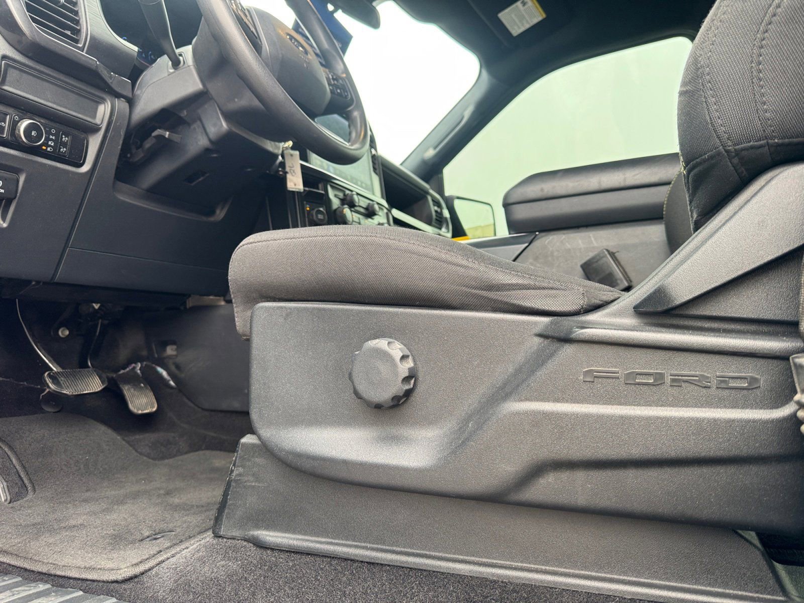 Certified 2024 Ford F150 STX image 19