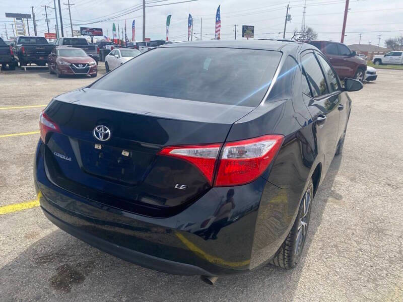 Used 2016 Toyota Corolla LE FWD image 3