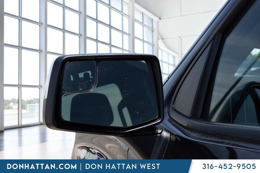 Used 2023 Chevrolet Silverado 1500 LT AWD/4WD image 27