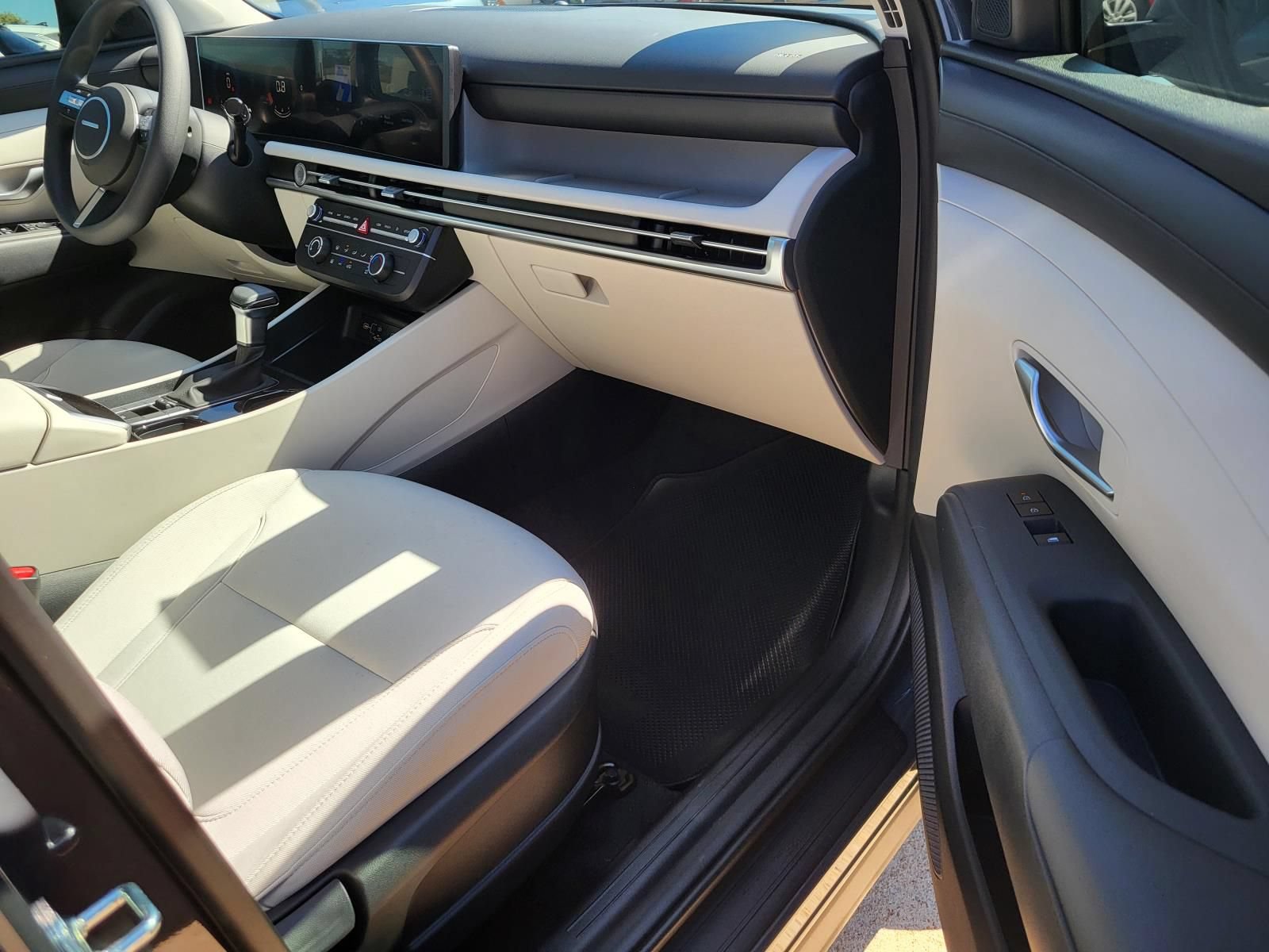 New 2026 Hyundai Tucson SE FWD image 7