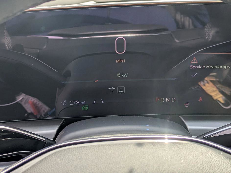 Certified 2025 Cadillac Lyriq Luxury image 19