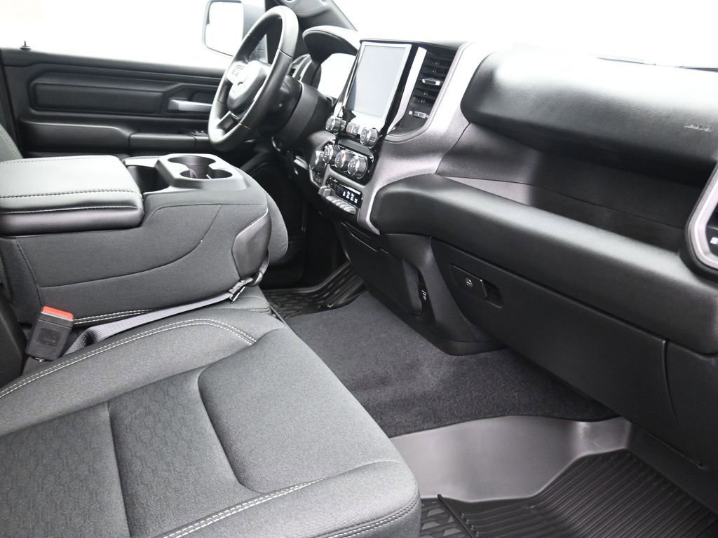 New 2026 RAM 1500 Classic Warlock image 17