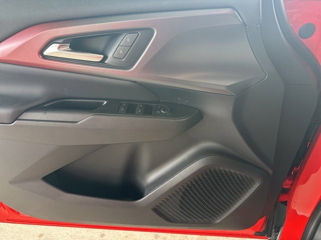 New 2026 Chevrolet Equinox EV RS image 25