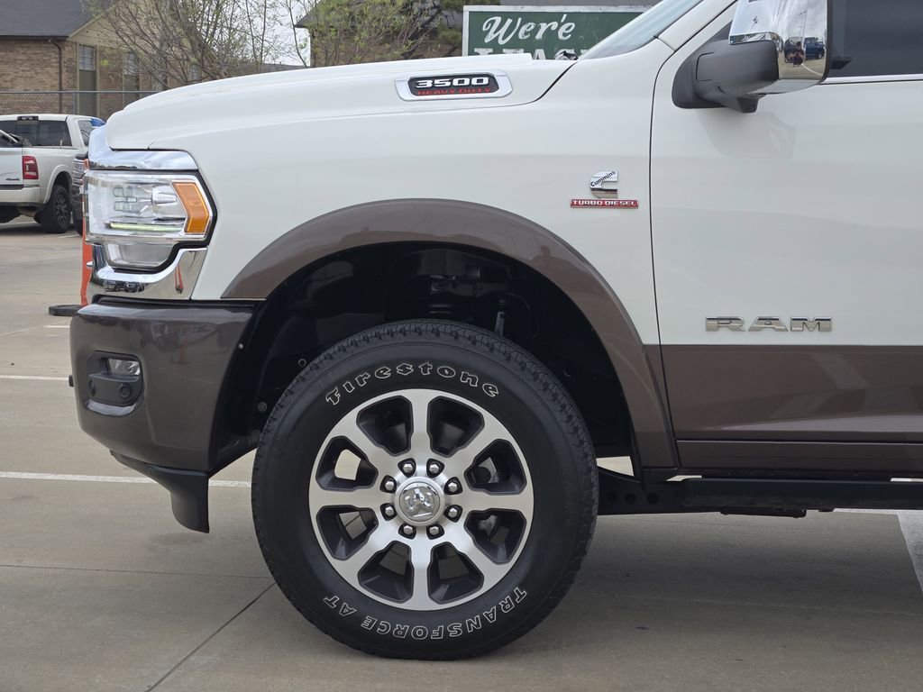 Used 2024 RAM 3500 Limited w/ Towing Technology Group image 8