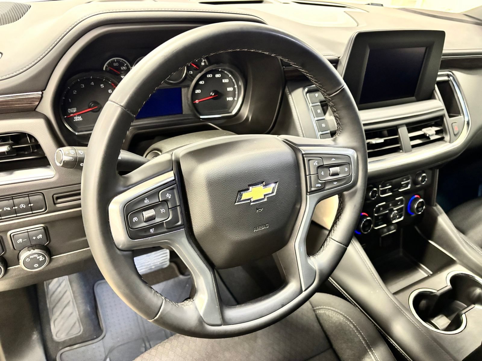Used 2024 Chevrolet Tahoe LS w/ Driver Alert Package RWD image 15
