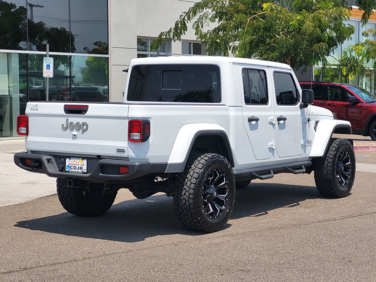 Used 2023 Jeep Gladiator Overland w/ Popular Equipment Package AWD/4WD image 5