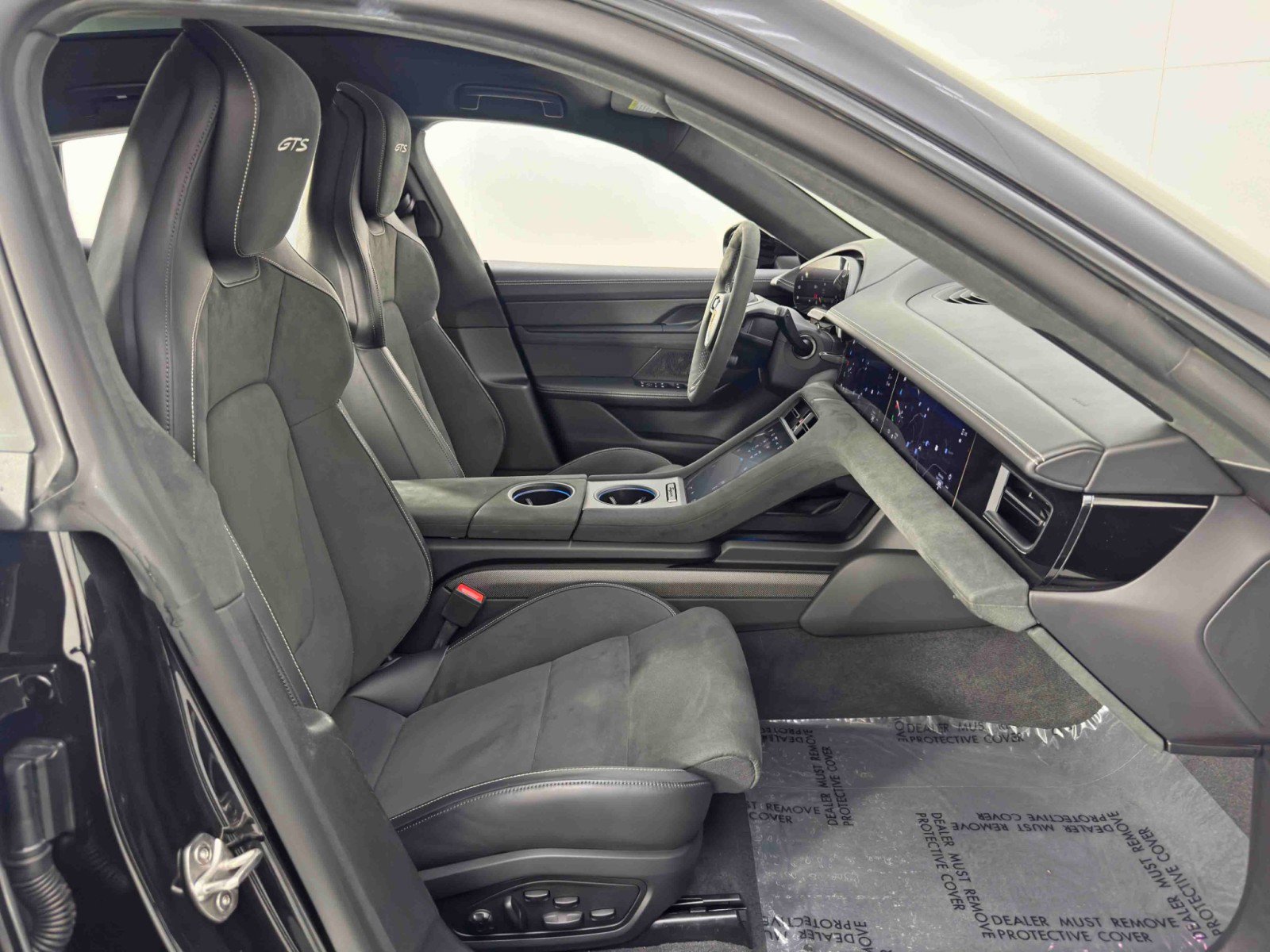 Used 2023 Porsche Taycan GTS AWD/4WD image 16