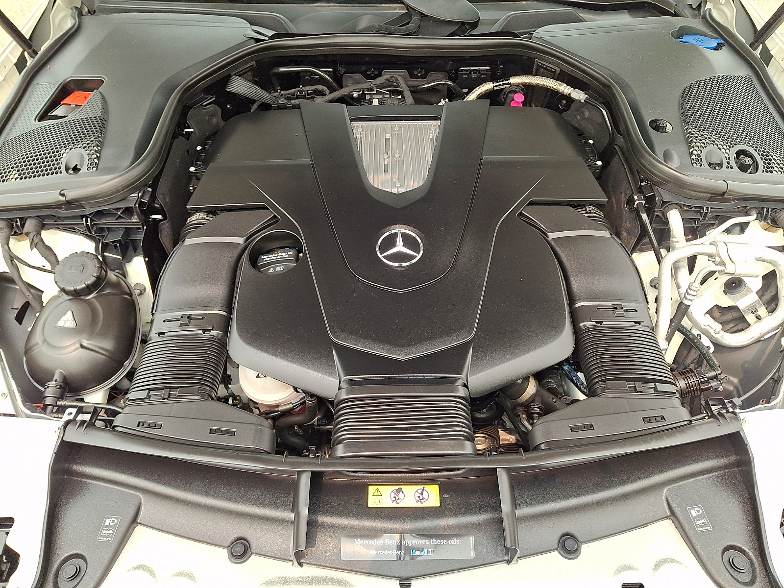 Used 2018 Mercedes-Benz E 400 4MATIC Cabriolet image 27