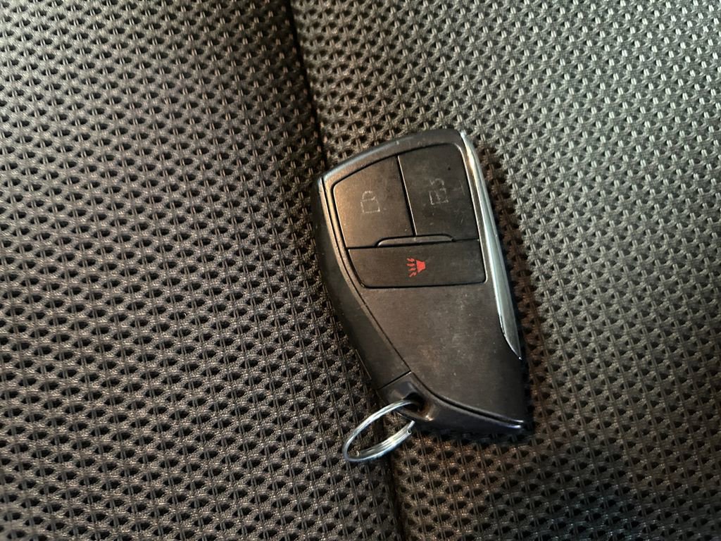 Used 2023 GMC Canyon Elevation image 33