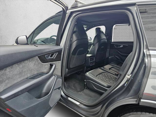 Used 2020 Audi SQ7 Prestige AWD/4WD image 14