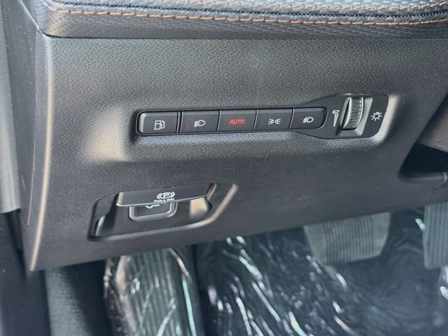 New 2026 Jeep Cherokee Overland w/ Advanced Pro Tech Group AWD/4WD image 11