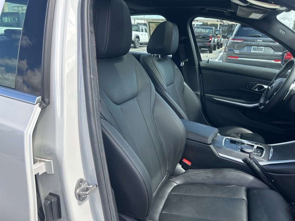 Used 2025 BMW 330i xDrive Sedan image 22