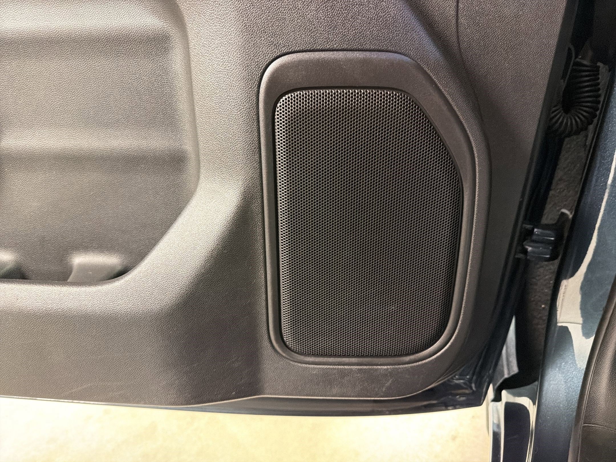 Used 2021 Chevrolet Silverado 1500 RST w/ Bed Protection Package image 21