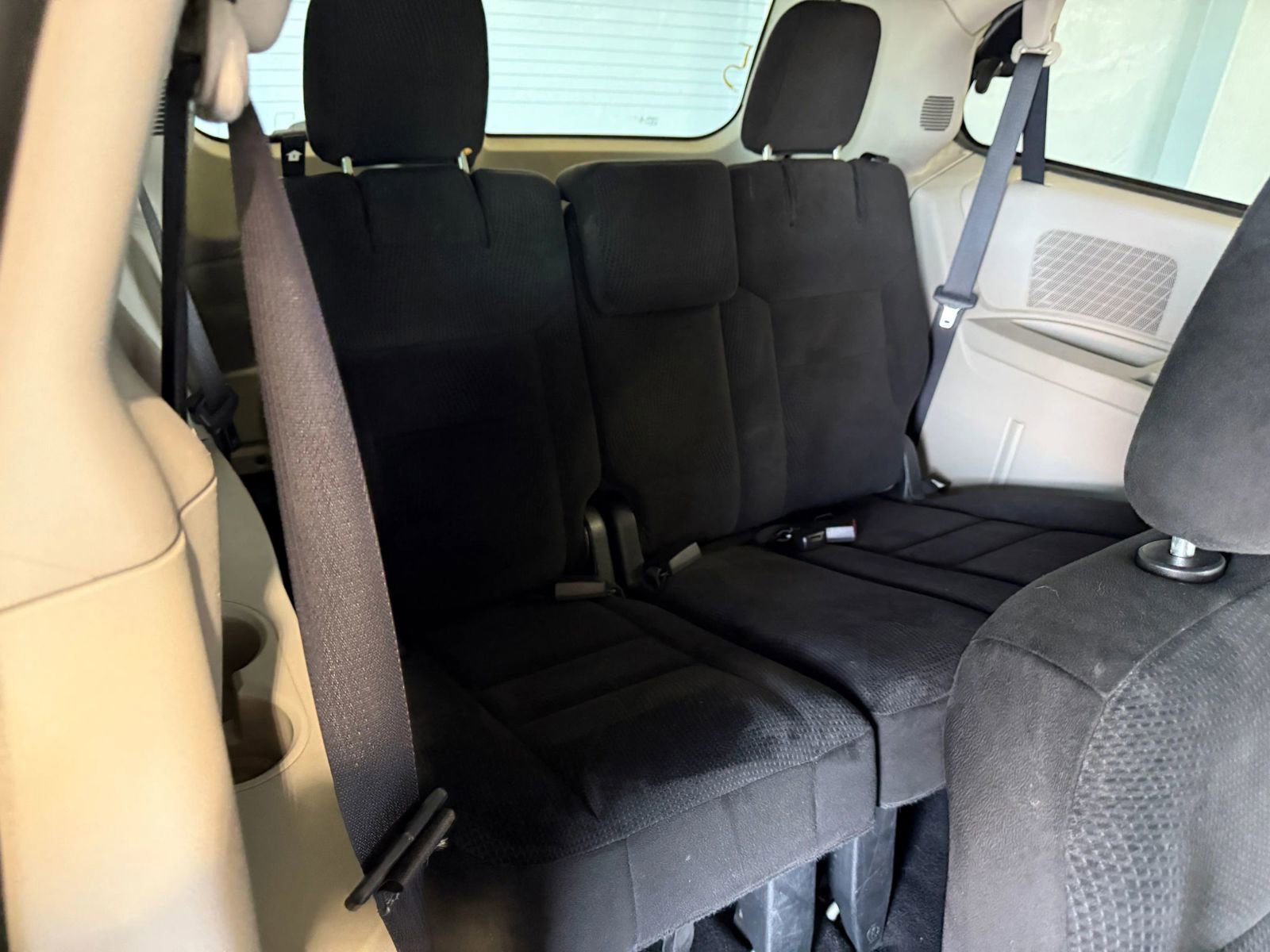 Used 2017 Dodge Grand Caravan SE FWD image 13