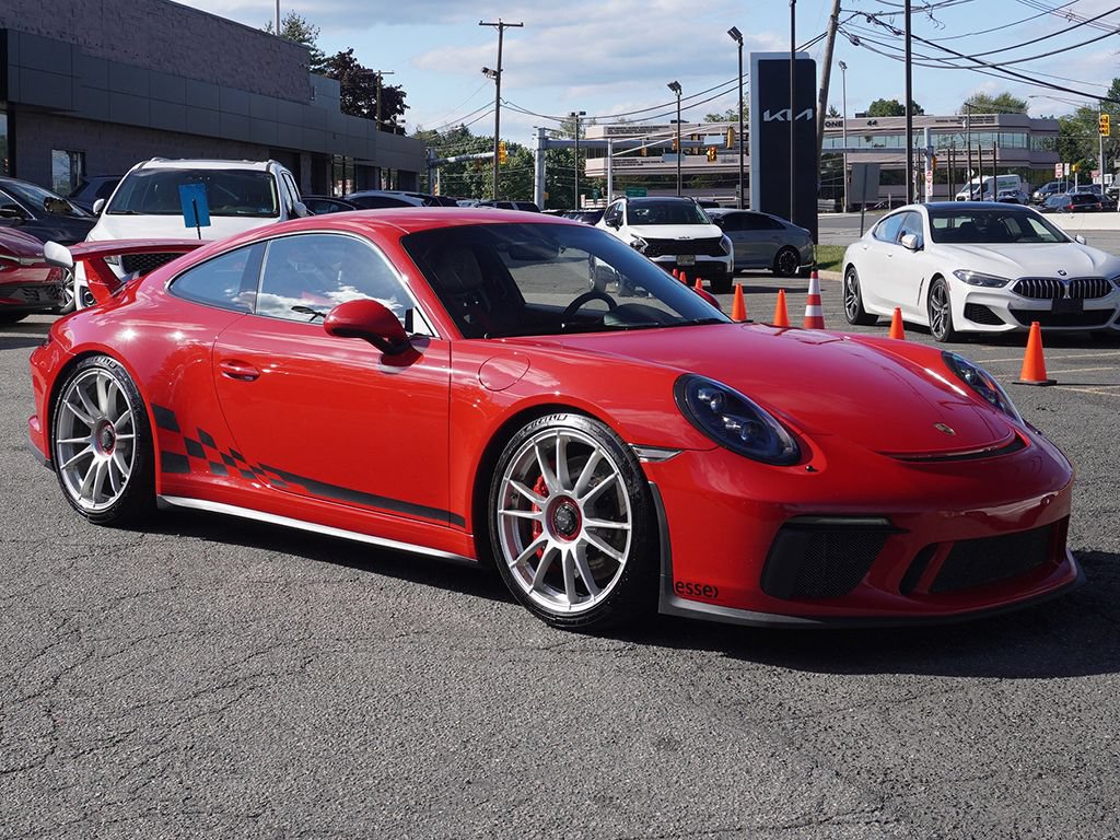 Used 2018 Porsche 911 GT3 RWD image 2