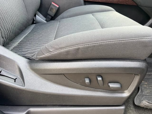 Used 2018 GMC Yukon SLE w/ Convenience Package AWD/4WD image 12