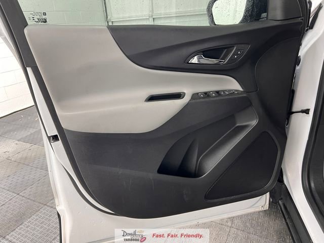 Used 2024 Chevrolet Equinox LS w/ LS Convenience Package FWD image 24
