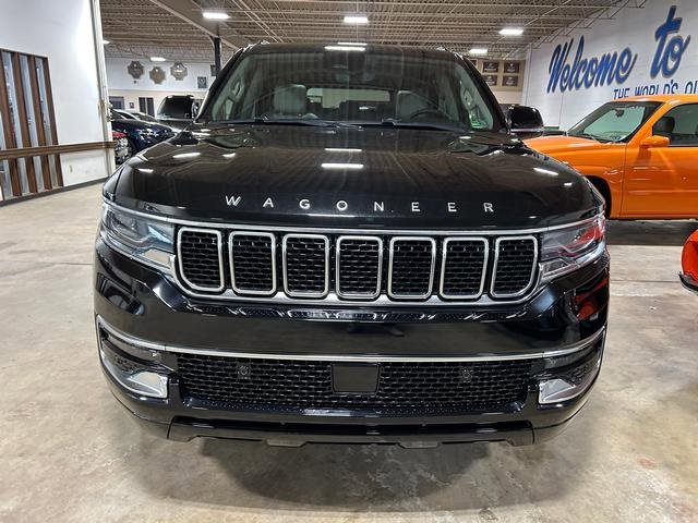 Used 2024 Jeep Wagoneer L 4WD w/ Premium Group I image 8