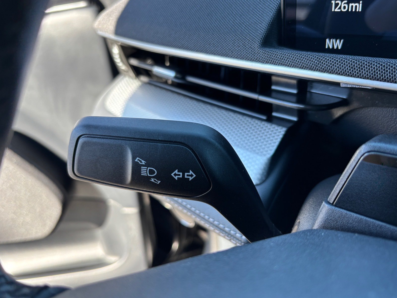 Used 2022 Ford Mustang Mach-E Select w/ Comfort/Technology Package RWD image 22