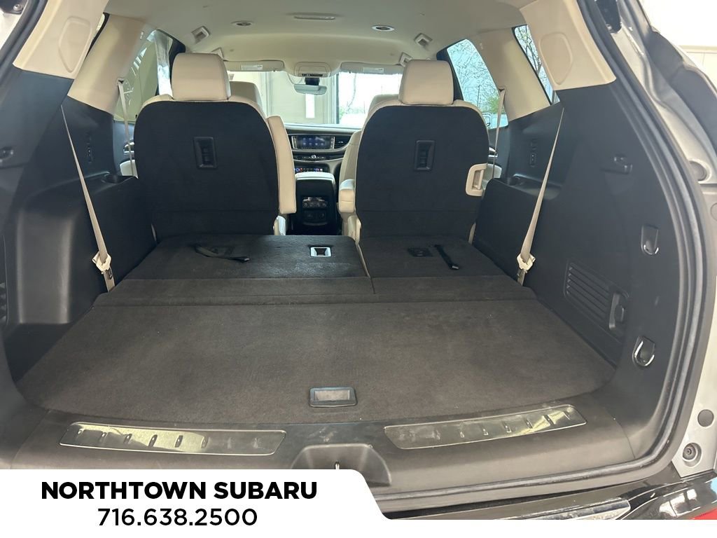 Used 2023 Buick Enclave Premium AWD/4WD image 18