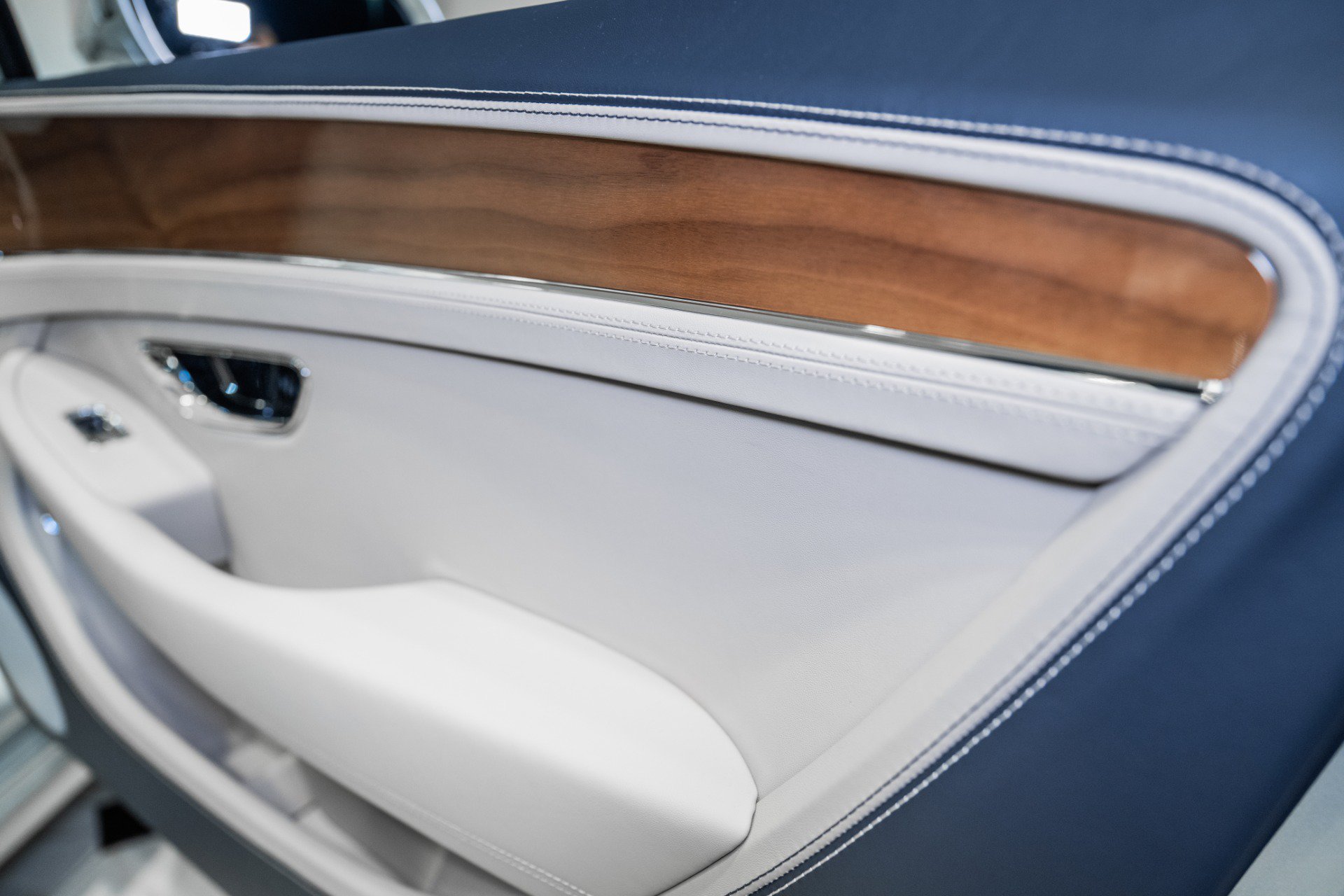 New 2026 Bentley Continental GT AWD/4WD image 45