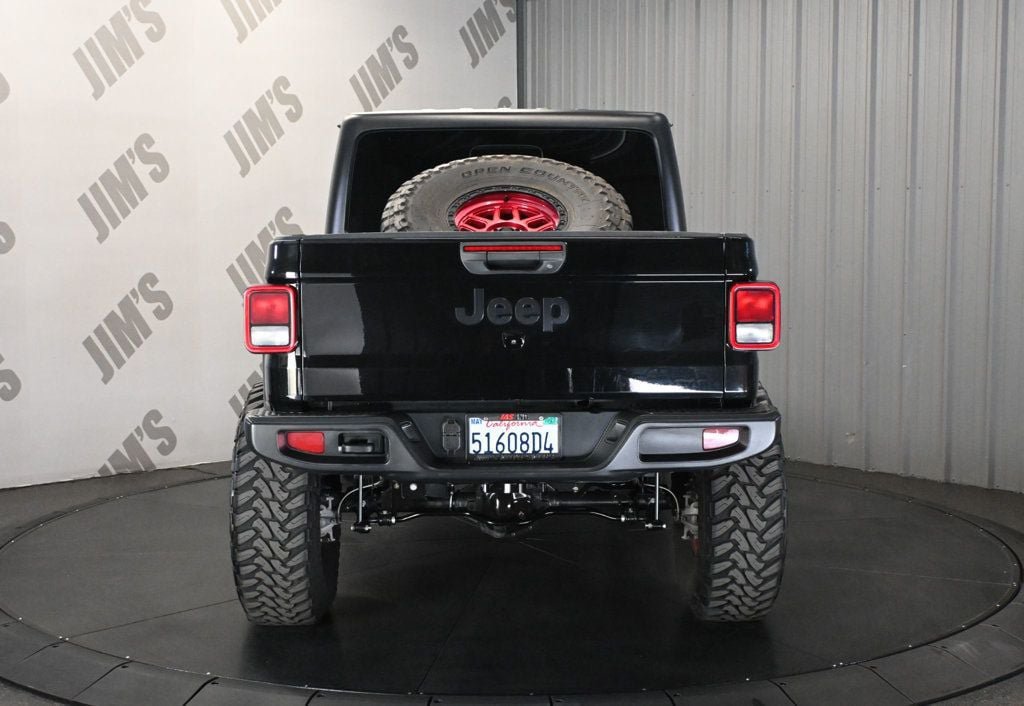 Used 2023 Jeep Gladiator Sport AWD/4WD image 6