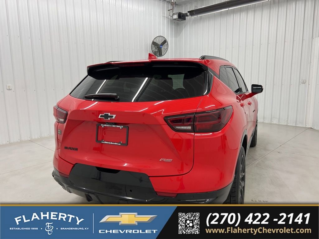 Used 2024 Chevrolet Blazer RS w/ Driver Confidence II Package FWD image 3