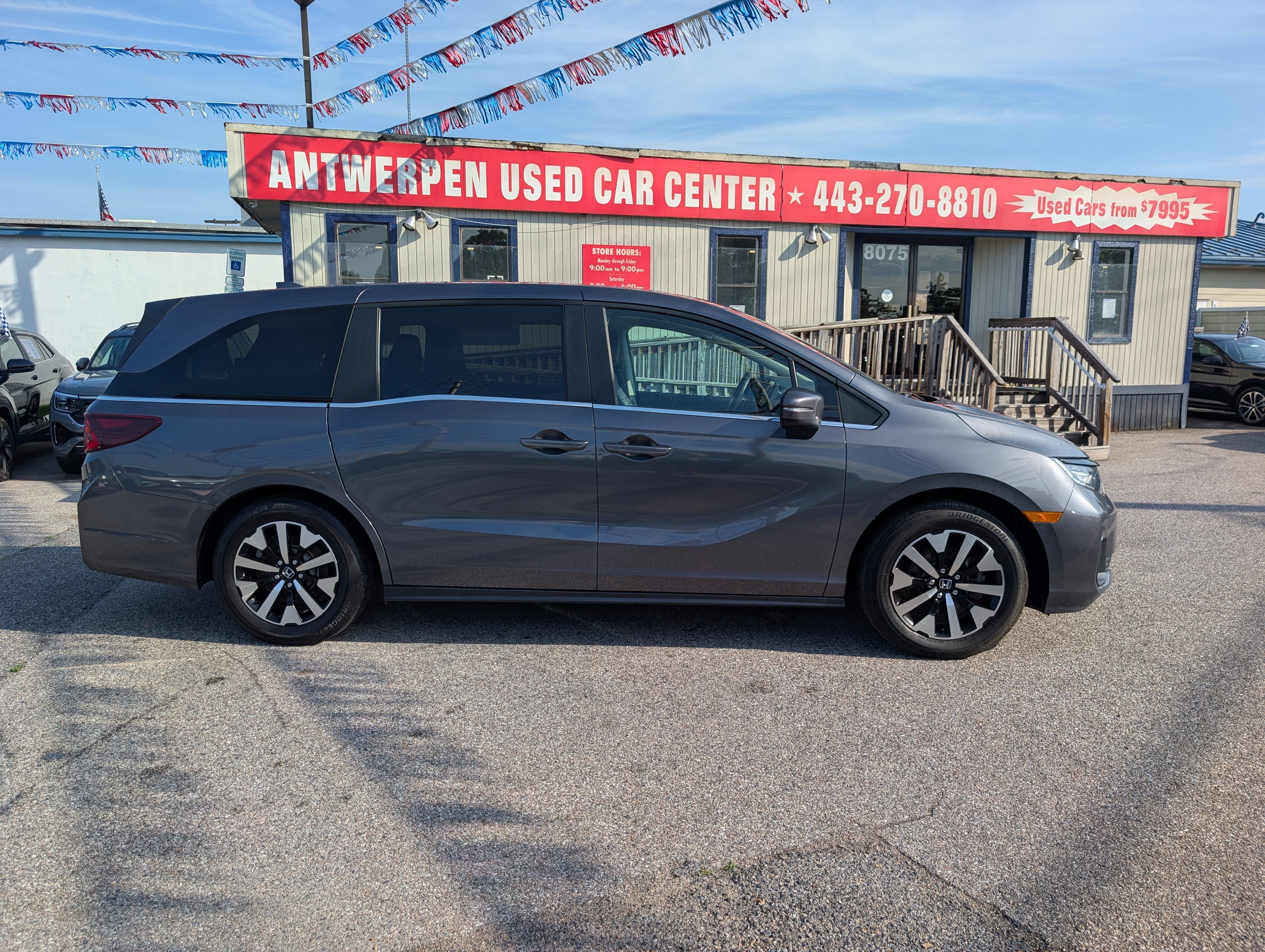 Used 2025 Honda Odyssey EX-L image 2