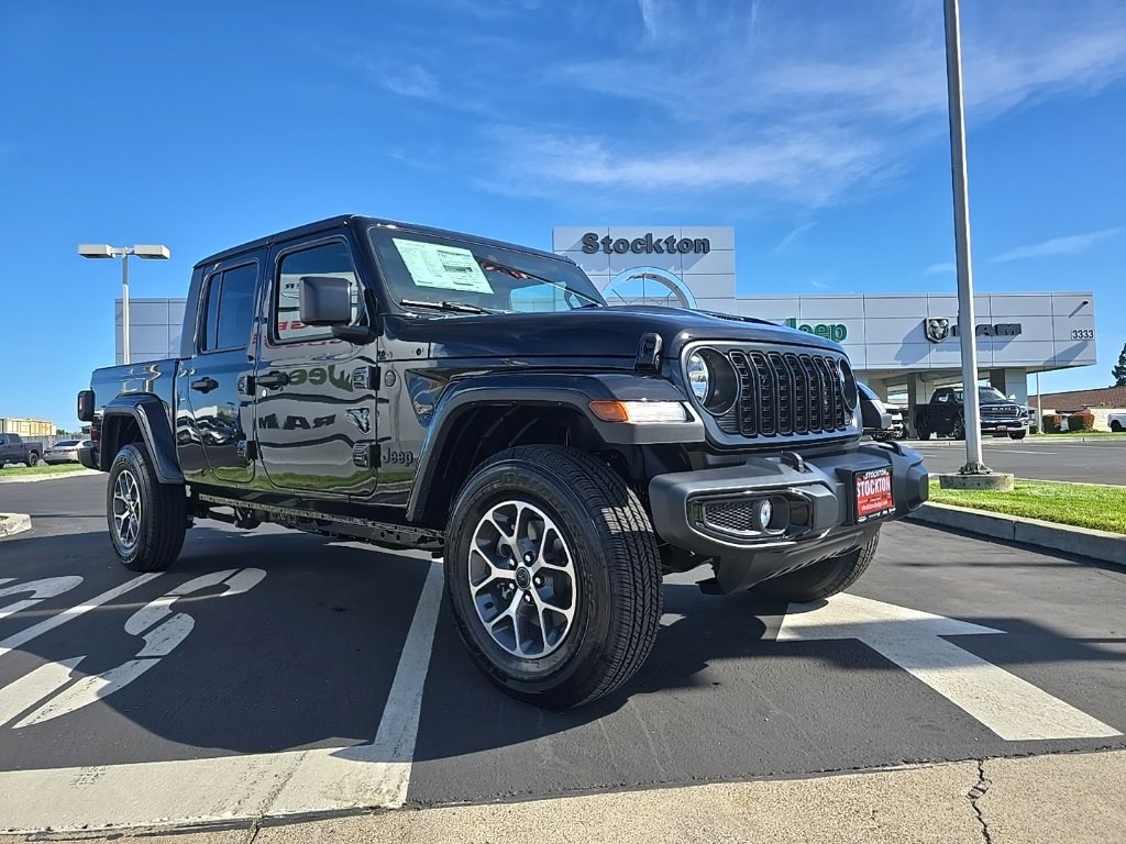 New 2025 Jeep Gladiator Sport