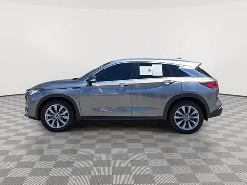 Used 2022 INFINITI QX50 Essential AWD/4WD image 6