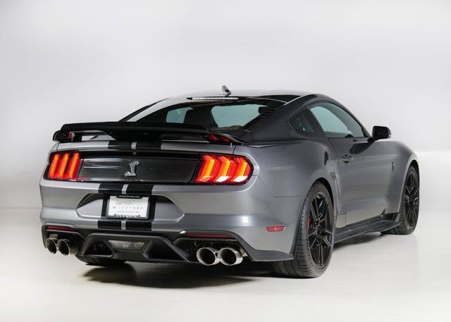 Used 2022 Ford Mustang Shelby GT500 w/ Technology Package image 2