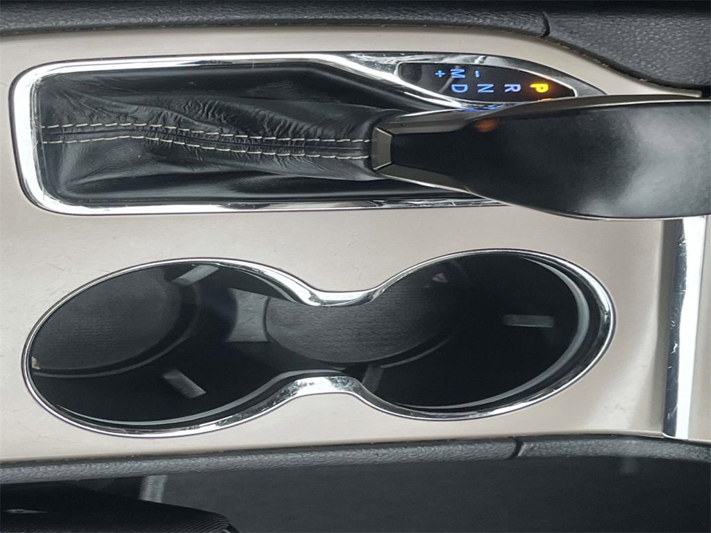 Used 2017 Jeep Grand Cherokee Limited image 21