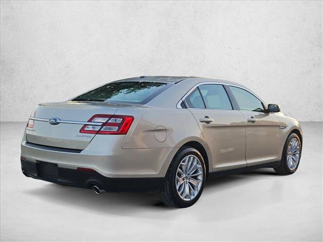Used 2018 Ford Taurus Limited image 5