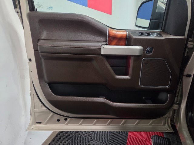 Used 2017 Ford F150 King Ranch w/ Equipment Group 601A Luxury AWD/4WD image 35
