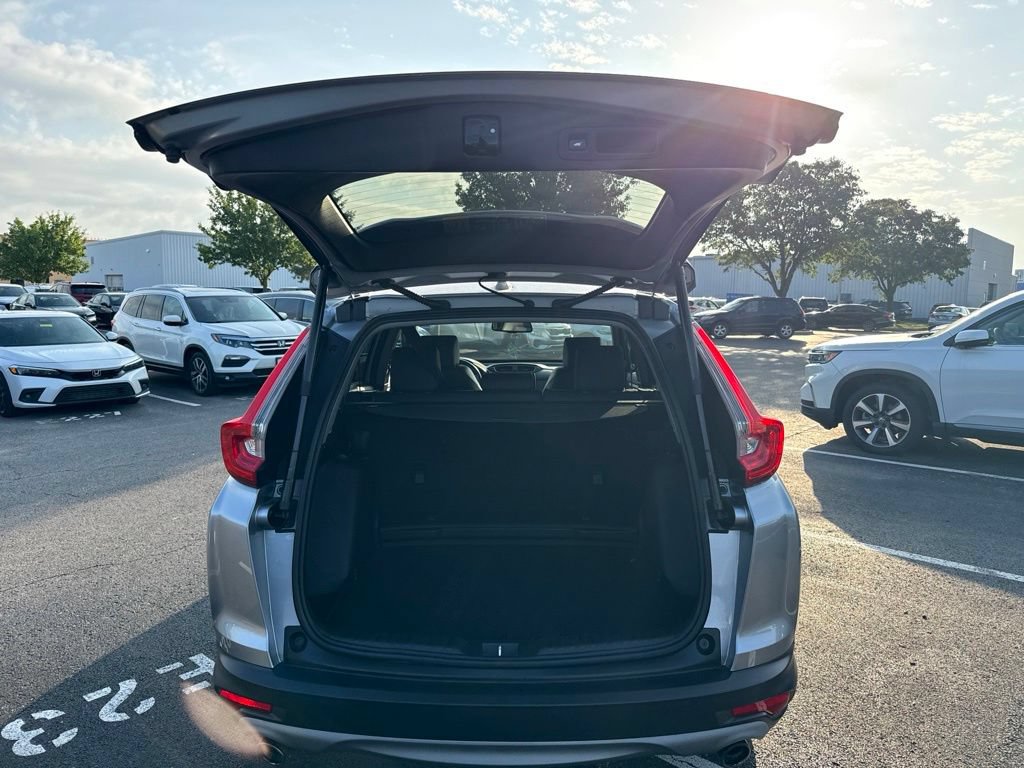 Used 2018 Honda CR-V Touring image 11