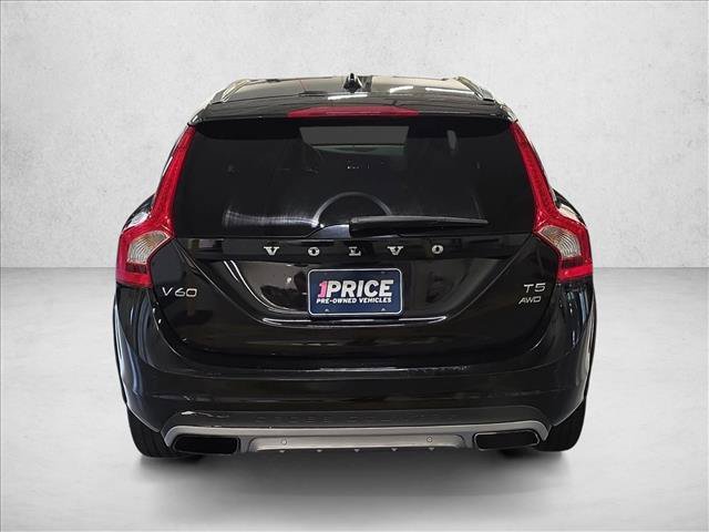 Used 2016 Volvo V60 T5 Cross Country AWD/4WD image 6