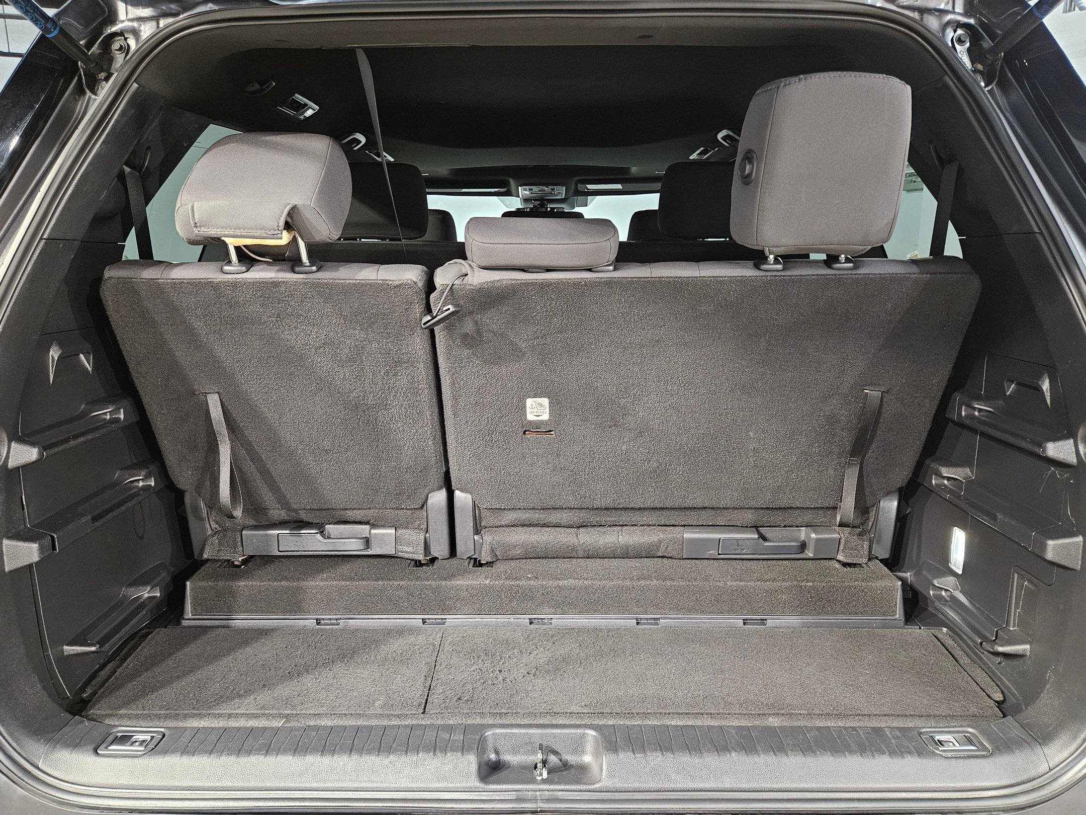 Certified 2025 Toyota Sequoia SR5 AWD/4WD image 18