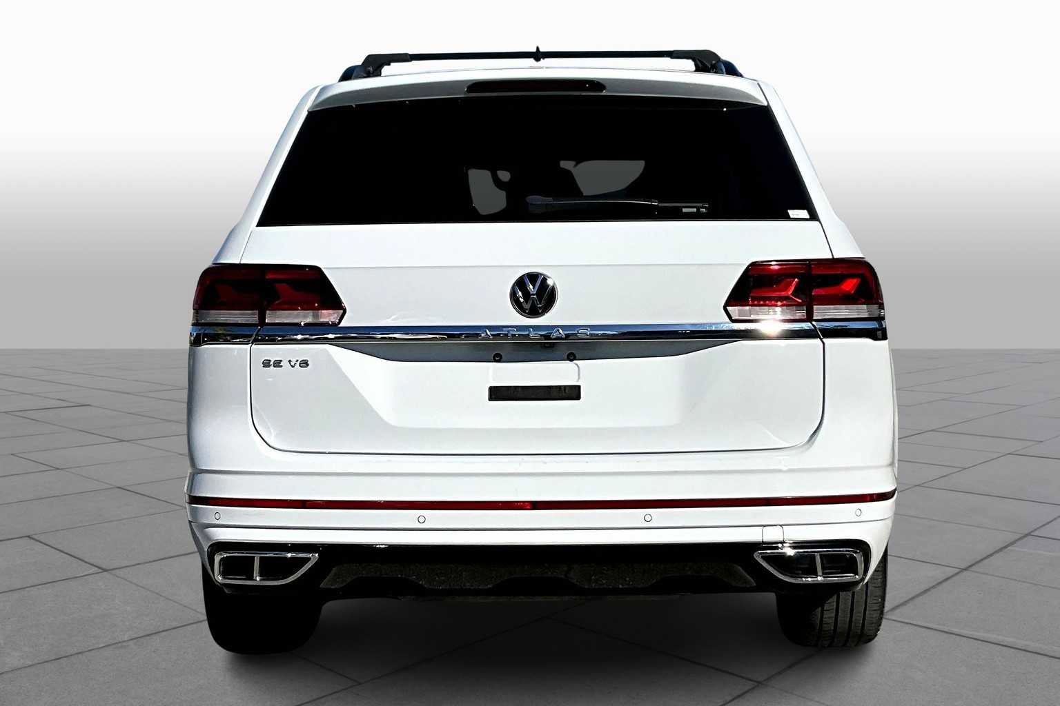 Used 2021 Volkswagen Atlas SE w/ Panoramic Sunroof Package image 4