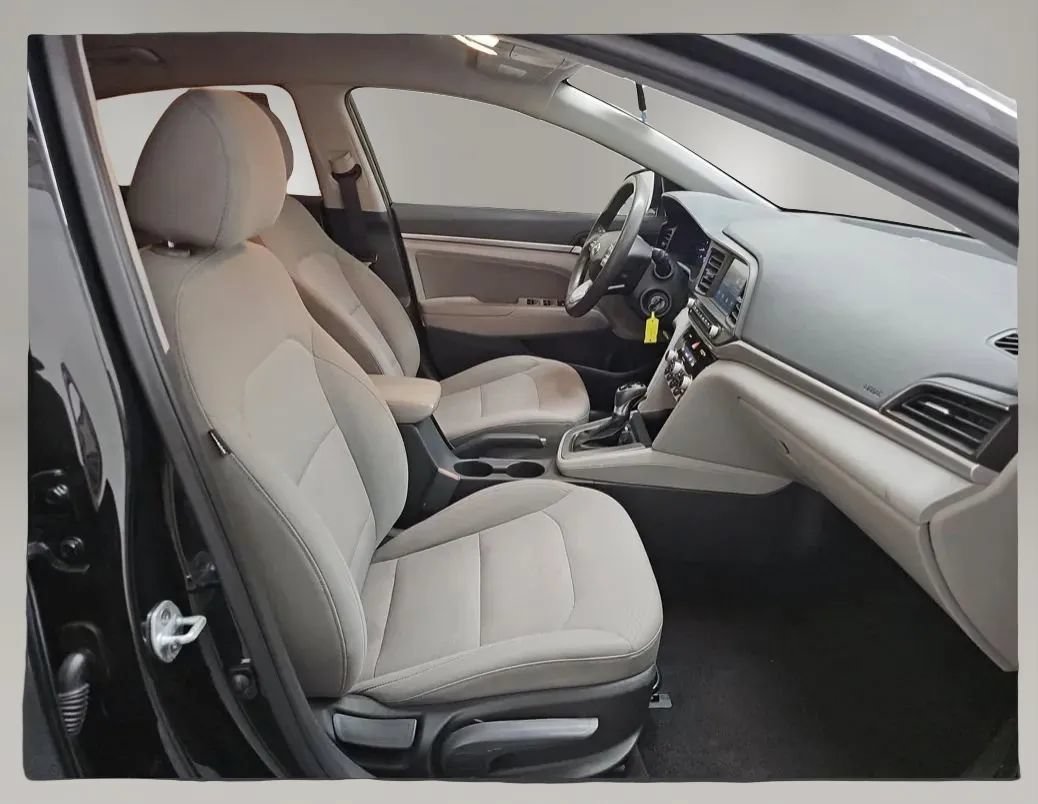 Used 2020 Hyundai Elantra SEL FWD image 13