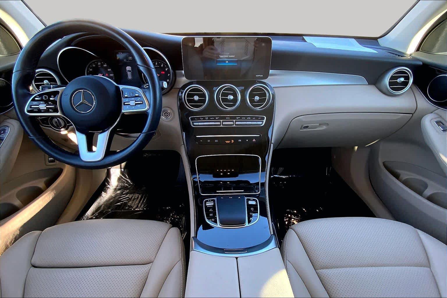 Used 2021 Mercedes-Benz GLC 300 4MATIC image 15