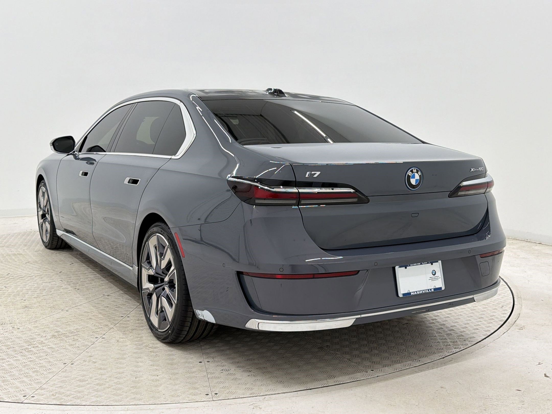 Certified 2023 BMW i7 xDrive60 image 3