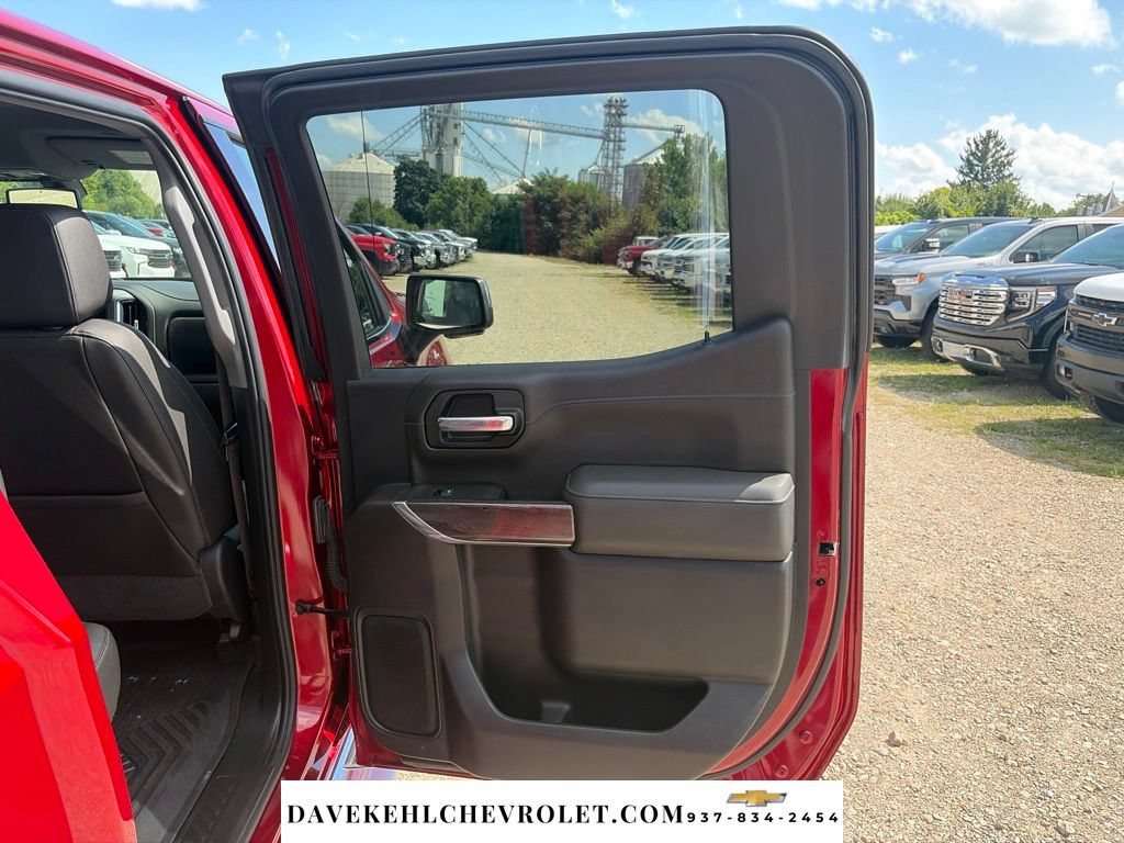 Used 2021 Chevrolet Silverado 1500 LTZ AWD/4WD image 23
