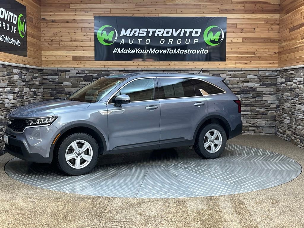 Used 2021 Kia Sorento LX image 5