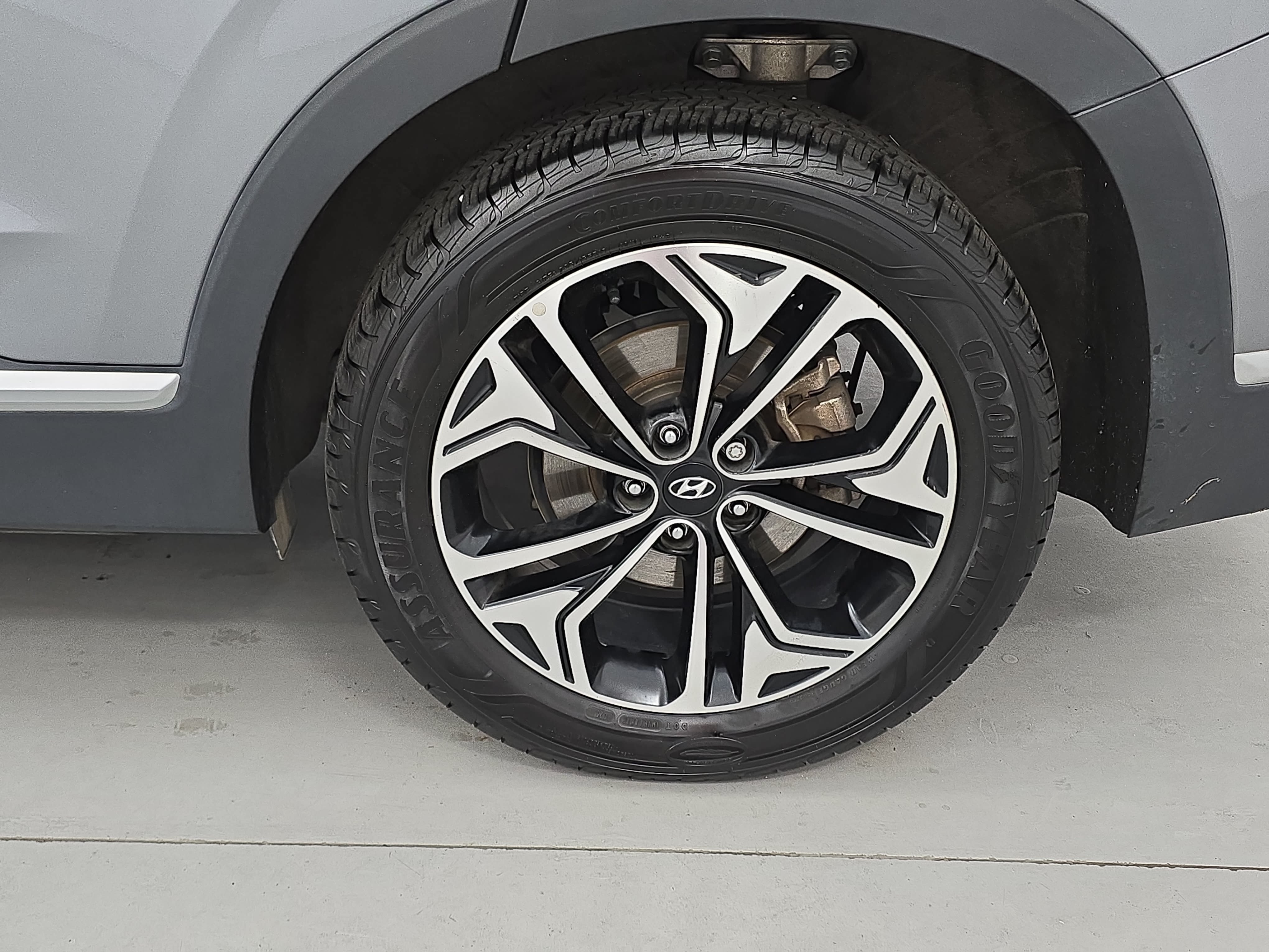 Used 2019 Hyundai Santa Fe Limited FWD image 33