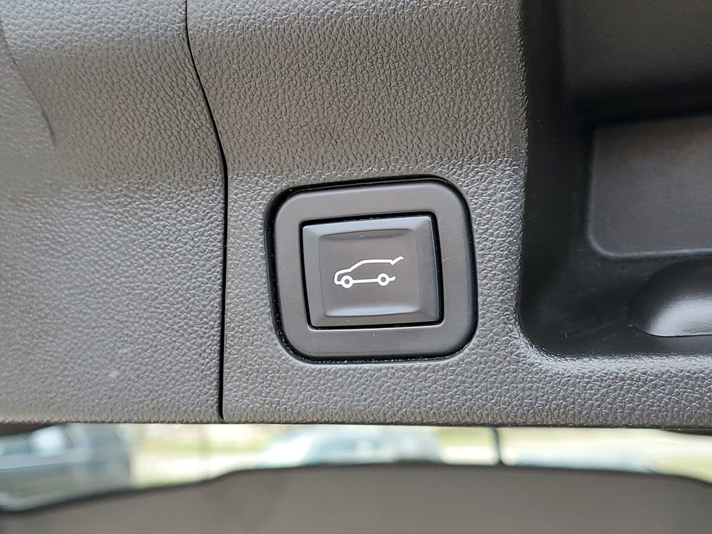 Used 2017 GMC Acadia Denali AWD/4WD image 10